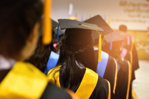 How to Choose the Right Study Abroad Program - Shaheen Advisor - 2025